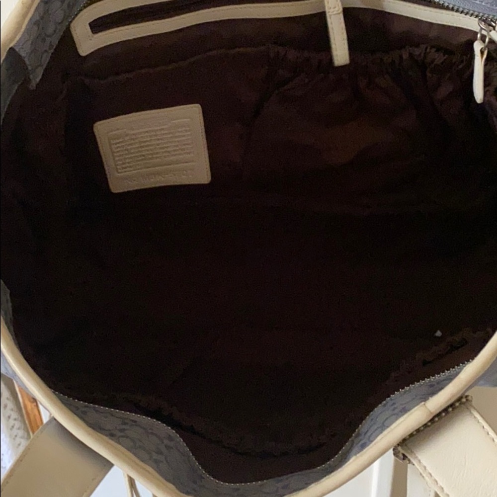 Authentic Coach Bag - Picture 2 of 3